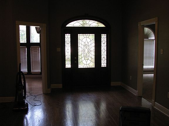 3rd image of 44509 Teal Ave