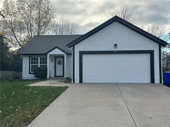 959 N Walnut St, Olathe, KS 66061