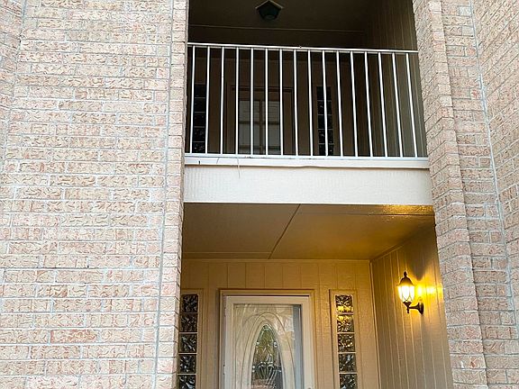 3rd image of 1785 Charlie Smith Dr
