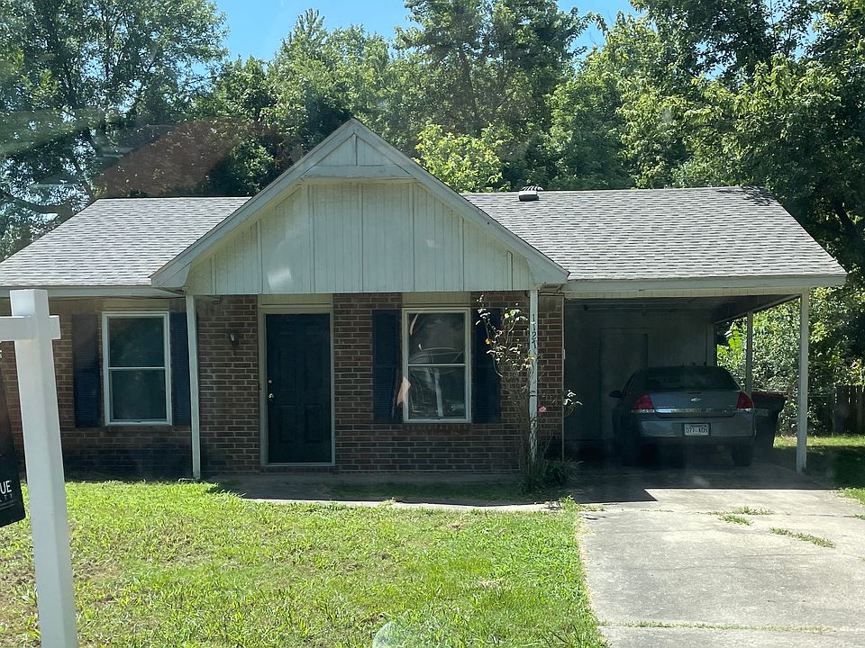 1st image of 1127 Flat Rock Cir