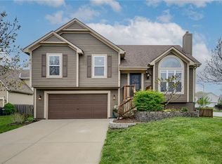 18815 W 160th Pl, Olathe, KS 66062