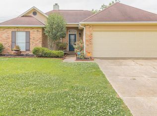 106 Songbird Ln, Lafayette, LA 70506
