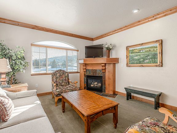 3rd image of 840 Bigler Ln APT 201