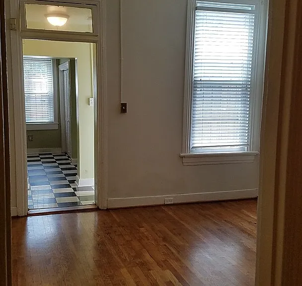 511 Saint James St — Photo 17