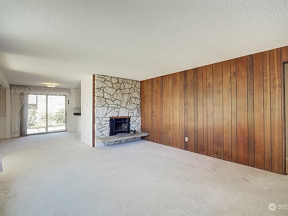 5th image of 26730 NE Richardson Street