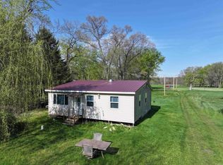 140 S 700 E, Knox, IN 46534