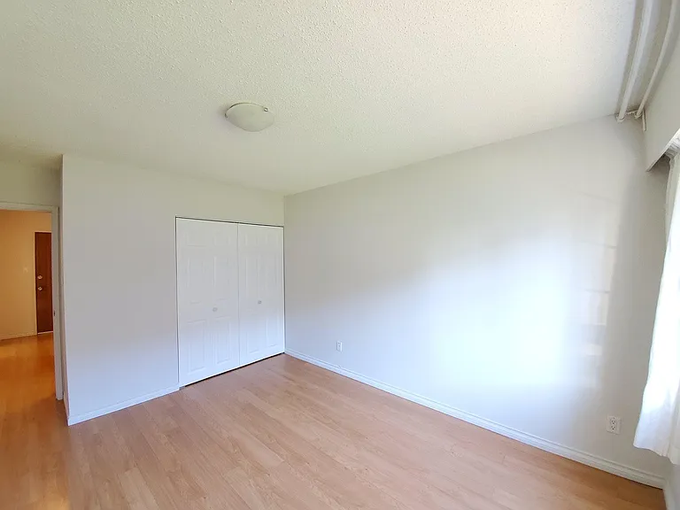 6635 McKay Ave #304 — Photo 11