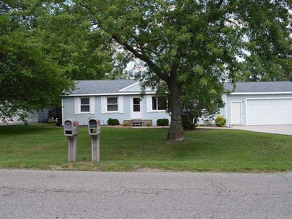 3rd image of 3468 Plains Dr