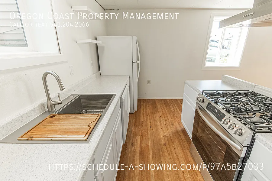 Gorgeous 1 bedroom Unit! — Photo 2