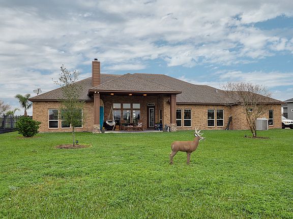 5th image of 5801 Lago Vista Dr