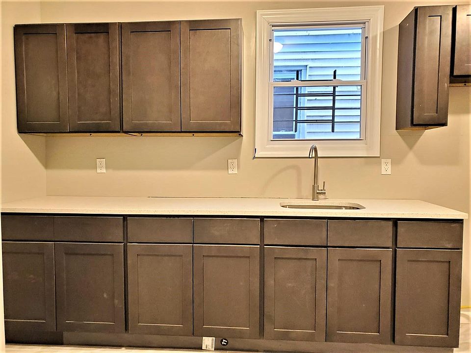 1st image of 523 S 21st St APT 2