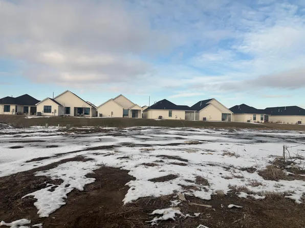 3658 N Bristol Ct, Wichita, KS 67226
