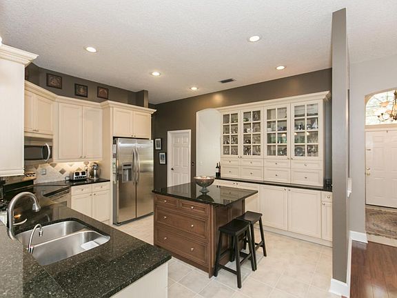 5th image of 297 Bell Branch Ln