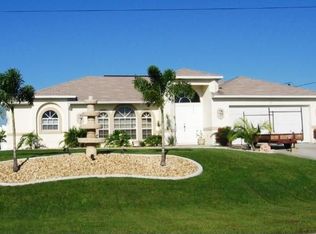 302 NW 15th Pl, Cape Coral, FL 33993