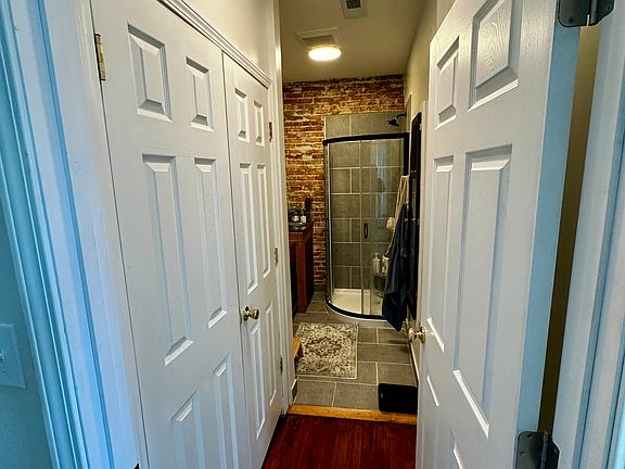 4th image of 301-307 Elm St #303B