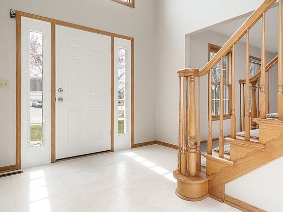 3rd image of 7448 Keystone Pl