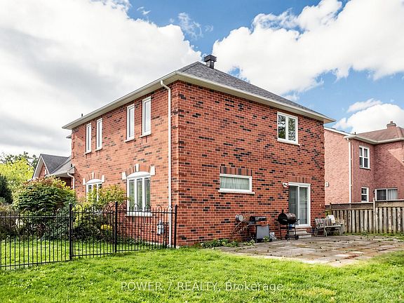 2nd image of 622 Carlton Rd