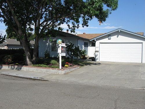 1st image of 1827 Dalton Dr