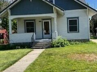 402 E Elm St, Hubbard, IA 50122