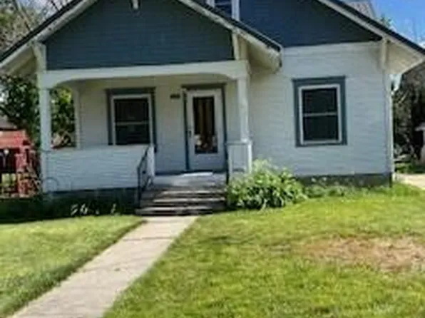 402 E Elm St, Hubbard, IA 50122