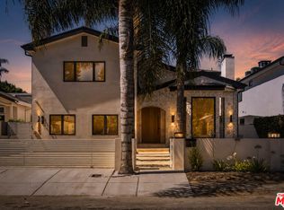 14807 Otsego St, Sherman Oaks, CA 91403