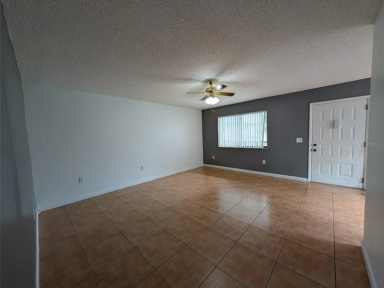 2439 Oak Park Way #217 — Photo 7