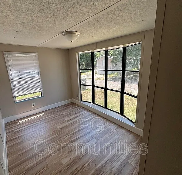 105 Mike Rd — Photo 8