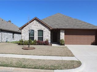 318 Blackhaw Dr, Fate, TX 75087