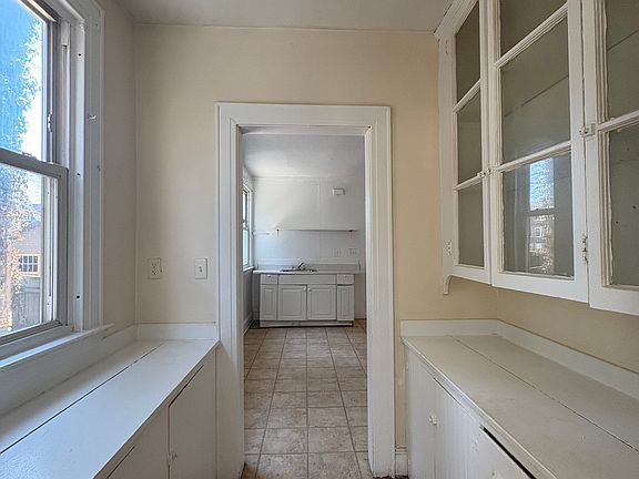 4th image of 786 Elm St Floor 1