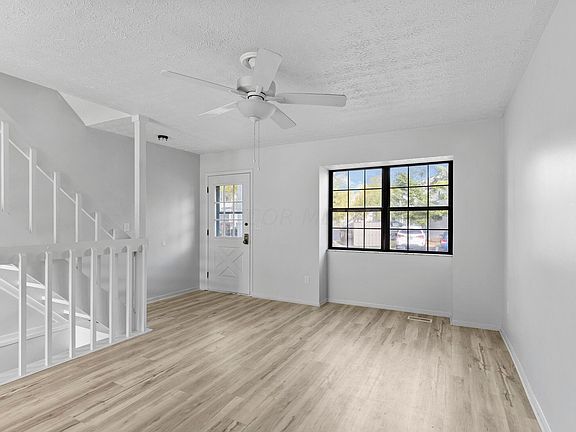 3rd image of 1021 Philadelphia Dr #12A