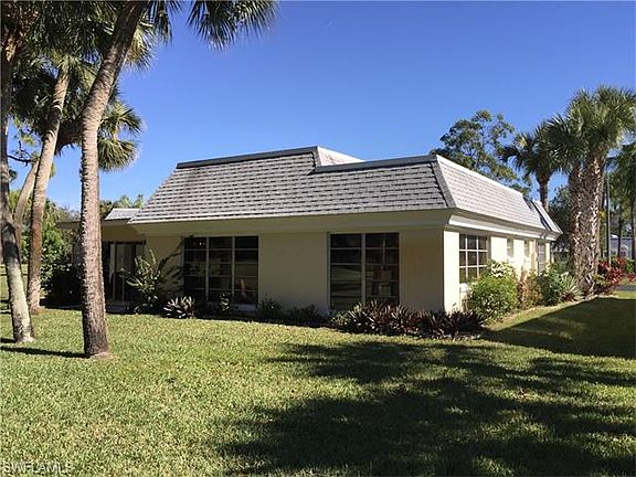 4th image of 10 Park Lane Cir