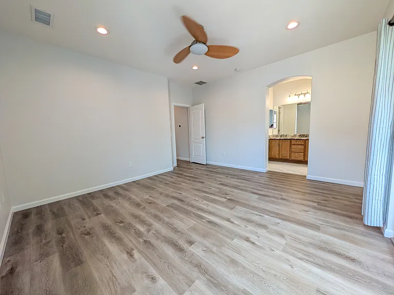 501 Elmhurst Way #A — Photo 19