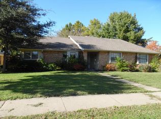 105 Willowcrest Dr, Garland, TX 75040