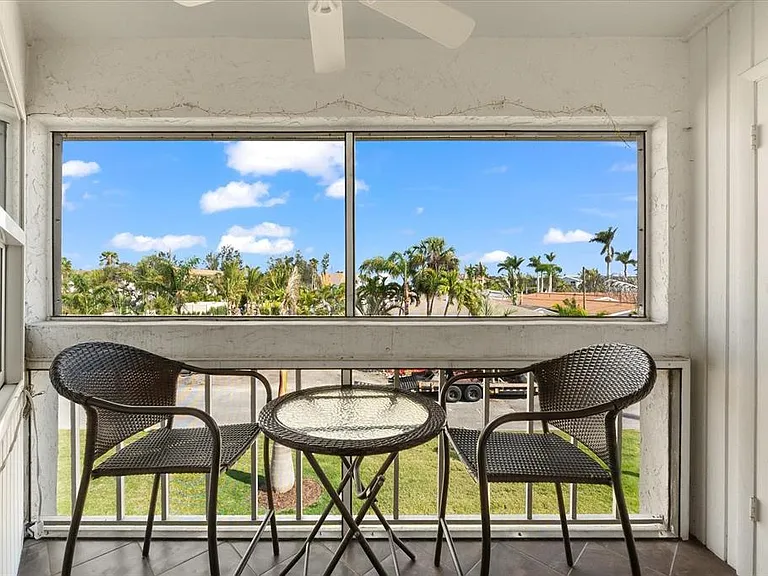 6708 Sarasea Cir #202 — Photo 26