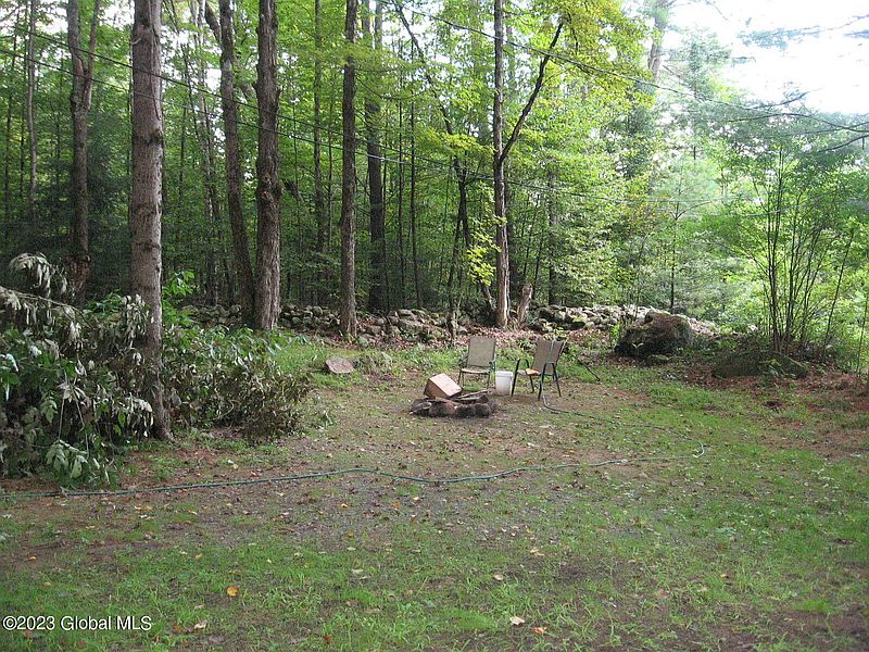 4th image of 155 Alderbrook Road