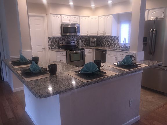 3rd image of 6616 NW 32nd St