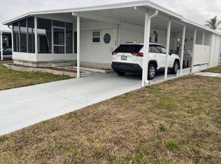 13225 101st St #472, Largo, FL 33773