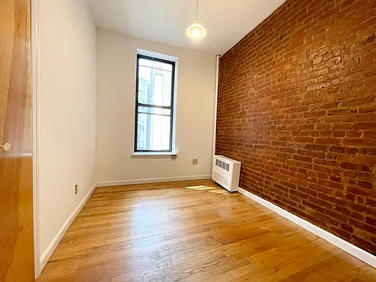 Rented by Century 21 Premier  | media 5