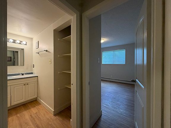 5th image of 10130 154th St NW #4