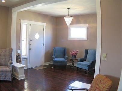 2nd image of 3002 E 32nd St