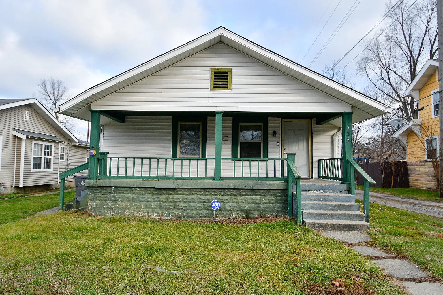 356 W 25th St photo 1