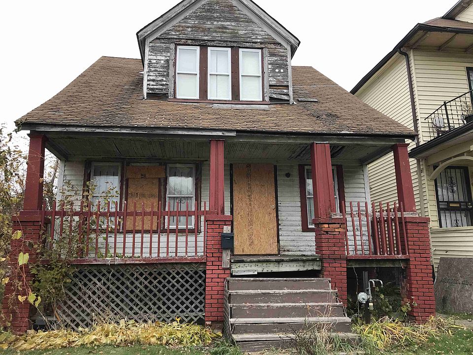 4848 St Clair