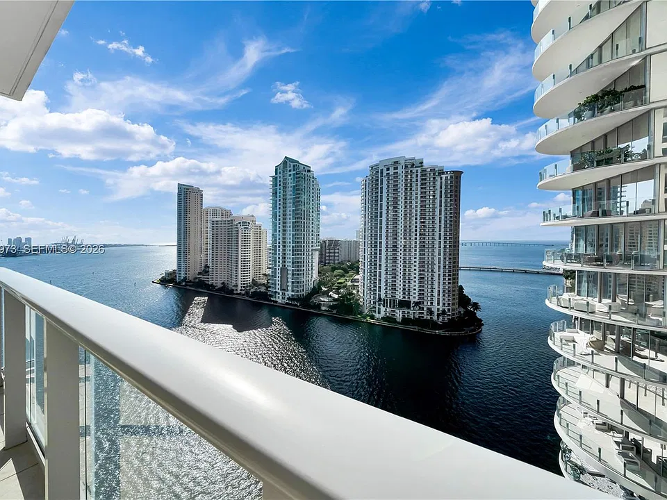 300 S Biscayne Blvd #T-1806