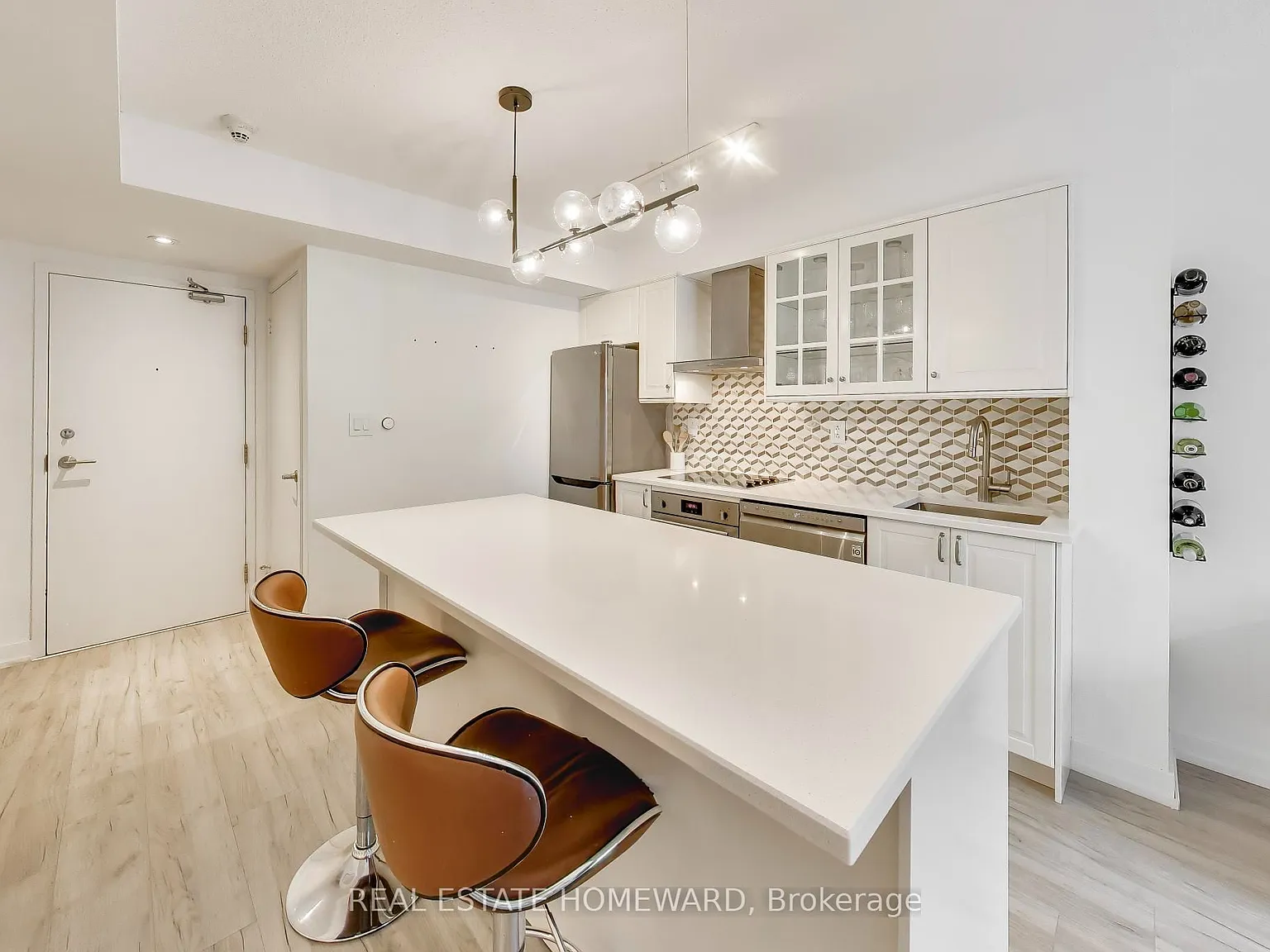 2 bed, $2,600 — Photo 3