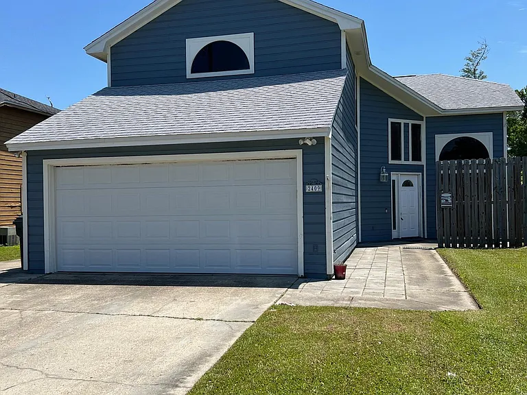 2409 Kimberly Dr — Photo 8