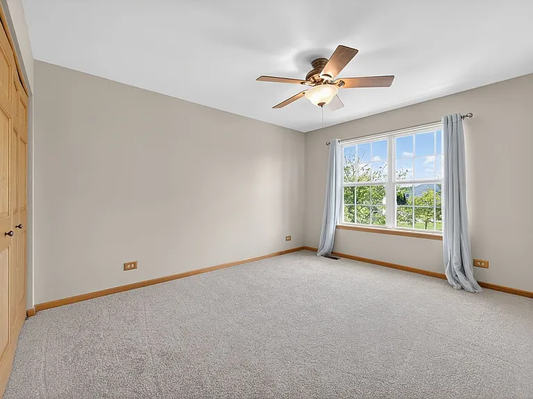 322 Hemlock Ln — Photo 33