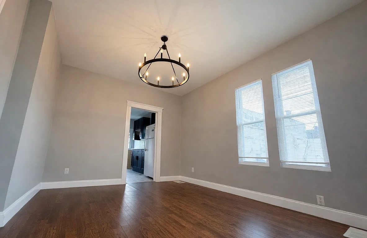 2 bed, 1000 sqft, $1,400 — Photo 4