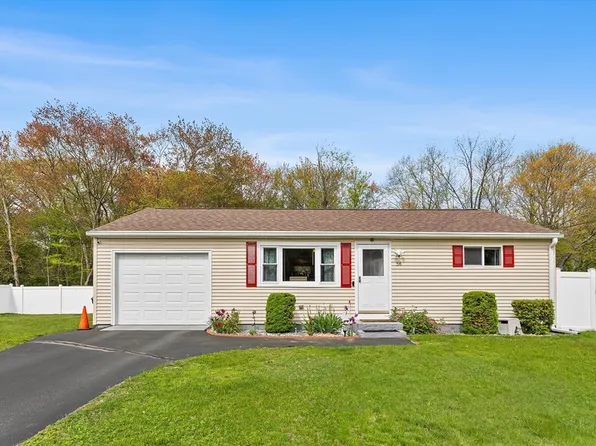 56 Sims Ave, Seekonk, MA 02771