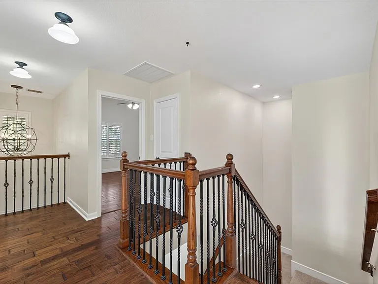 14668 Blakehill Dr — Photo 60