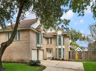 6415 Via Espana Dr, Houston, TX 77083